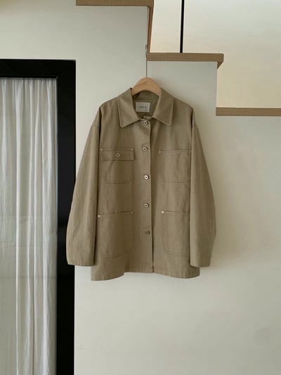 口袋造型落肩長版風衣外套8