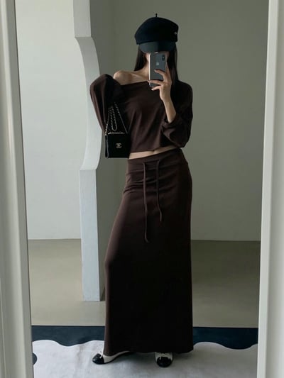 斜肩寬版短腰薄Ｔ+低腰抽繩長裙SET15