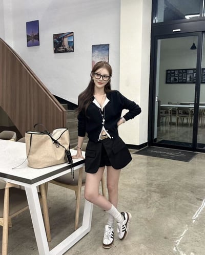 拼接色針織排釦長袖上衣8