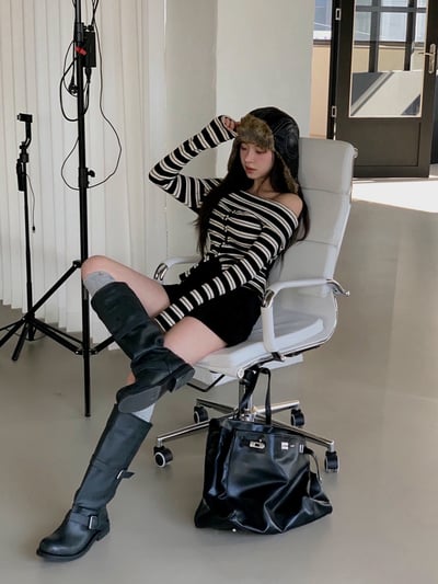 反摺領條紋排釦下開衩針織衣7