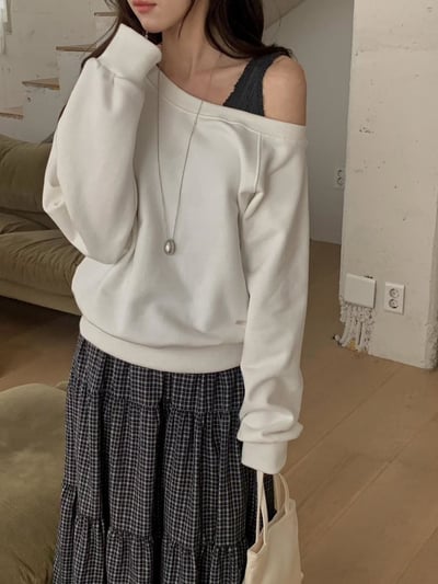 側邊小金牌斜肩造型大學4