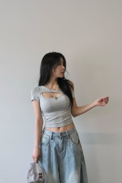 斜肩膀辣妹BRA 短T7
