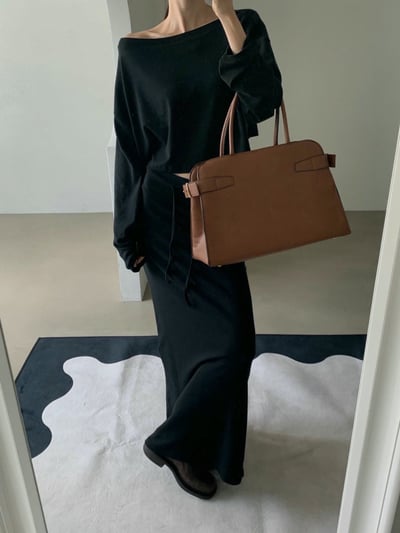 斜肩寬版短腰薄Ｔ+低腰抽繩長裙SET9