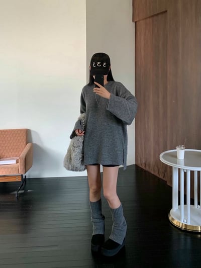 圓領落肩素色魔毛寬鬆上衣6