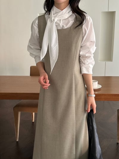 方領壓線西裝後開衩背心長洋5