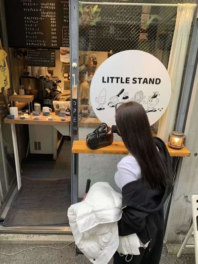 小圓牌休閒短版連帽外+長褲SET11