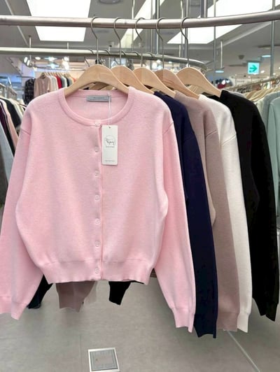 圓領精紡羊毛排釦短版小外套11