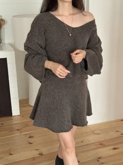 素色Ｖ領寬鬆針織衫＋針織短裙SET7