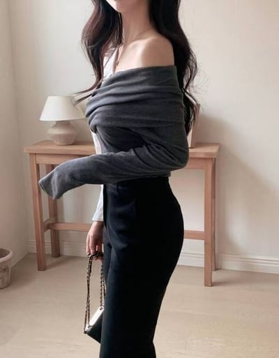 (客訂勿下單）不規則單斜肩拼接襯料上衣3