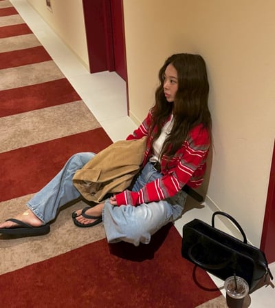 圓領秋季配色橫條紋排釦針織衫6