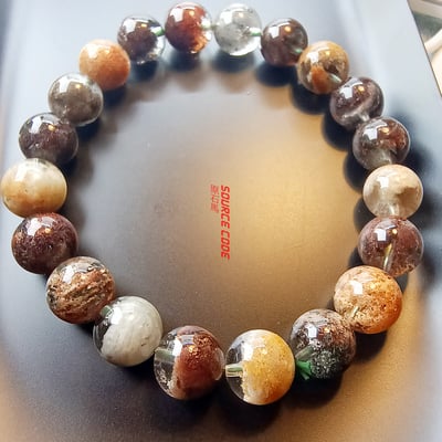 【四季如歌如畫 】原串販售款 四季幽靈水晶手串~ 有著青綠、紅紫、橘黃、銀白對應春夏秋冬四個季節 讓您擁有一整年的風景3