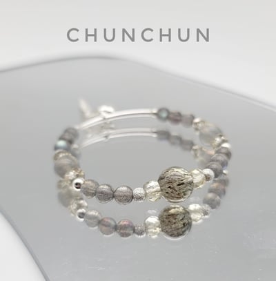 【開運系列~拉長石灰月光~ 低調色澤散發魅力 引財力】 拉長石 灰月光石  黃水晶1