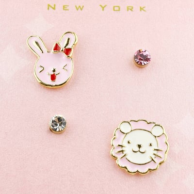 Camilla Dale 獅與兔彩繪耳環(粉紅)1