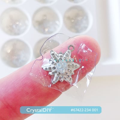 CrystalDIY奧地利SW水晶密鑲雪絨花吊墜#67442 鍍銠金屬做成項鍊、耳環4