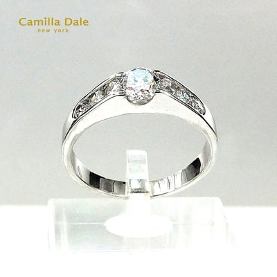 Camilla Dale 蘿拉水鑽戒指2