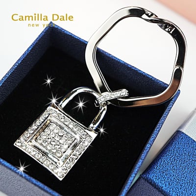 Camilla Dale 雲朵光燦鎖頭水鑽鑰匙圈1