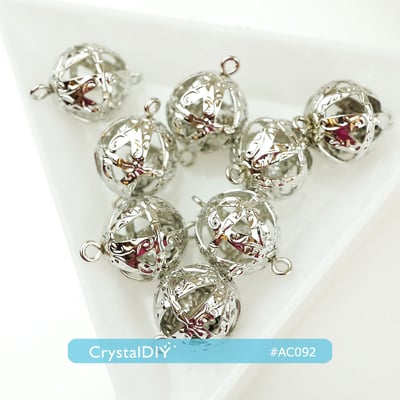 CrystalDIY 12mm雙耳圓形鐵花球(代白) 一包5入1