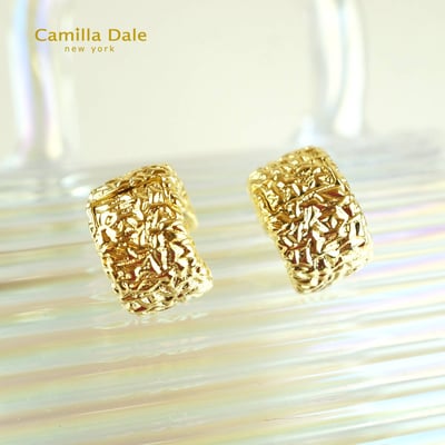 Camilla Dale 亮金箔半圓耳環 韓製3