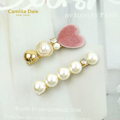 Camilla Dale 韓時尚 豆沙粉絨布愛心珍珠髮夾一對1
