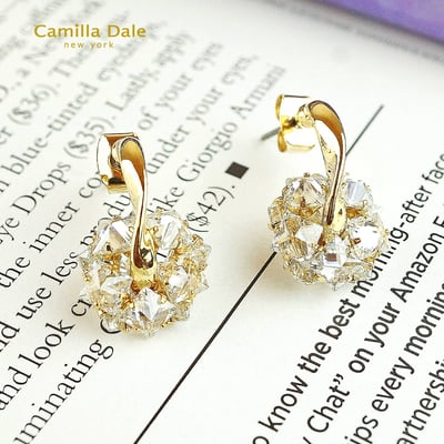 Camilla Dale 水晶燦光花朵耳環3