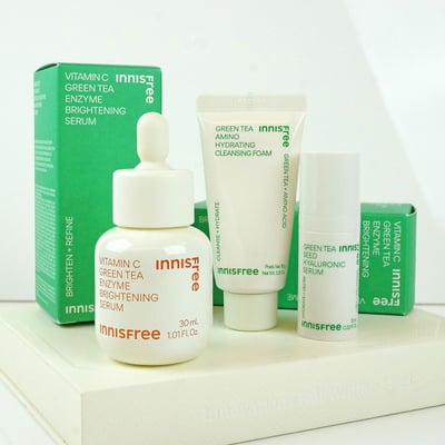 Innisfree維他命C綠茶淡斑精華30ml【贈品】綠茶氨基保濕潔面乳30g+綠茶籽玻尿酸保濕精華10ml1