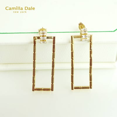 Camilla Dale 金色長方形線框造型耳環2