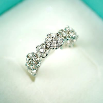 Camilla Dale 花花飾戒指3