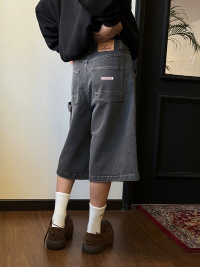 ♡韓國設計水洗黑灰七分牛仔褲♡6