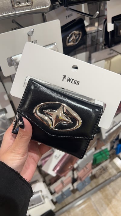 熱賣！Wego日本經典三折錢包4