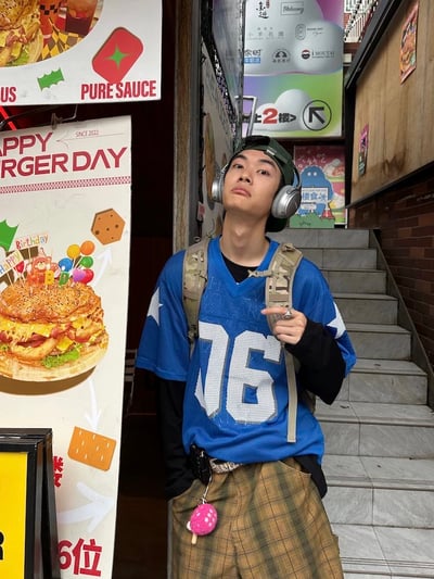 ♡韓國簍空字母球衣短袖♡5