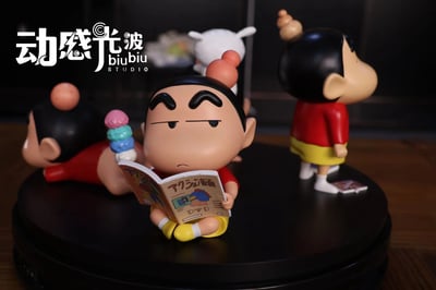 【蠟筆小新】動感光波工作室-挨揍小新 3.0 趴姿小新&4.0 看書小新1