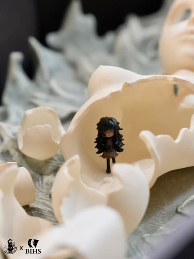 【烙印勇士】BIHS工作室-黑狗拉棺雕像4