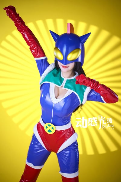 【蠟筆小新】動感光波-道具系列 動感超人頭盔（海外現貨）3