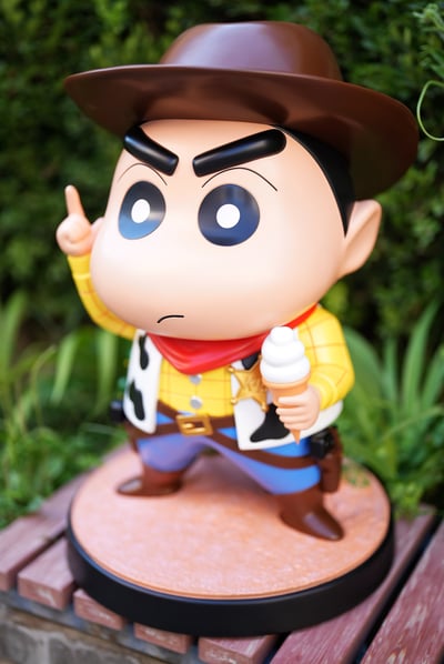 【蠟筆小新】動感光波工作室-牛仔小新（海外現貨）4