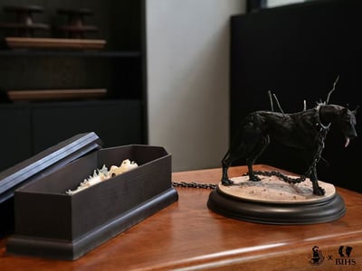 【烙印勇士】BIHS工作室-黑狗拉棺雕像9