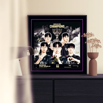 【週邊】千鳥社－英雄聯盟 T1戰隊 第六冠 裝飾畫2