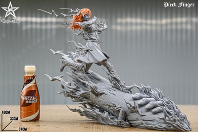 【進擊的巨人】匠星－俯衝 皮克11