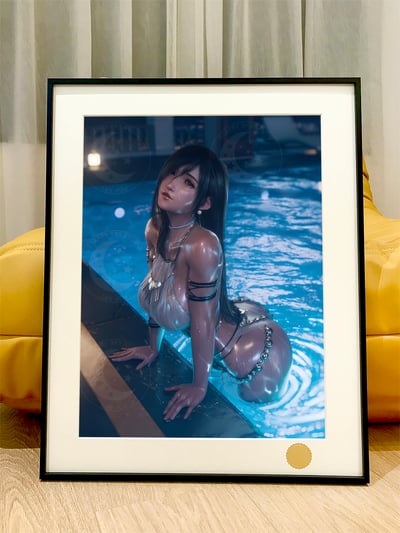 【週邊】星空工作室－最終幻想VII 泳池蒂法 裝飾畫1