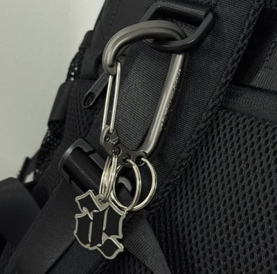 aespa Dirty Work 登山扣鑰匙圈 Lock in CARABINER KEYRING1