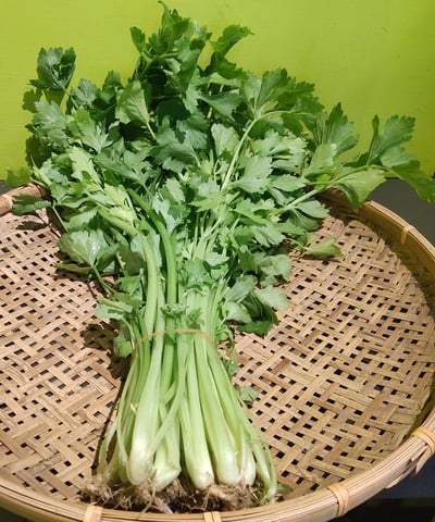 芹菜 (份)1