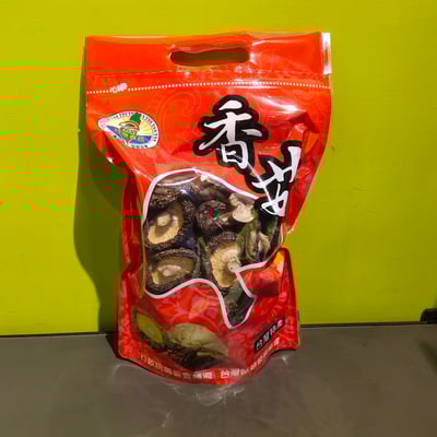 黑早冬菇 (中菇-半斤裝) (2026New)1