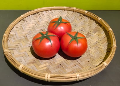 牛番茄(中果) (4～5顆)(可搭配3份100元品項活動)1