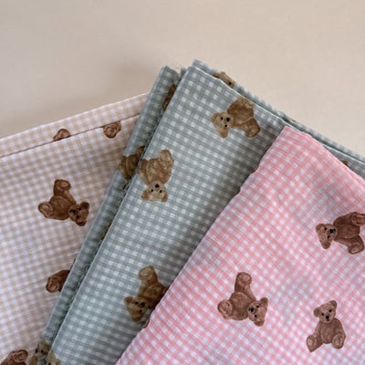 【 選布 】格子泰迪二層紗材質 - 下單備註顏色（粉/藍/卡其)1