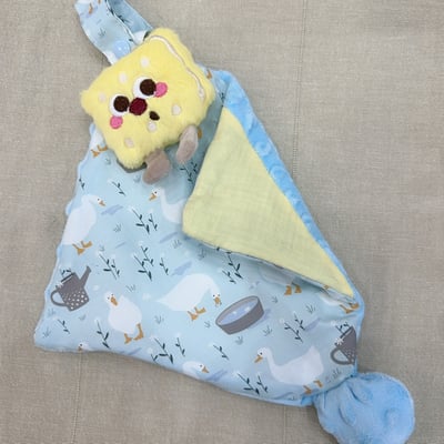 【 現貨 】娃娃安撫巾（啾啾球款）1