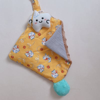 【 現貨 】娃娃安撫巾（啾啾球款）1