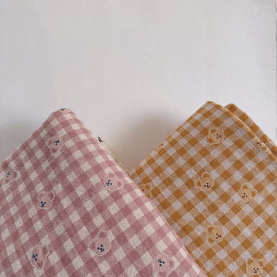 【 選布 】格子熊熊二層紗材質 - 下單備註顏色（粉/深卡其）1