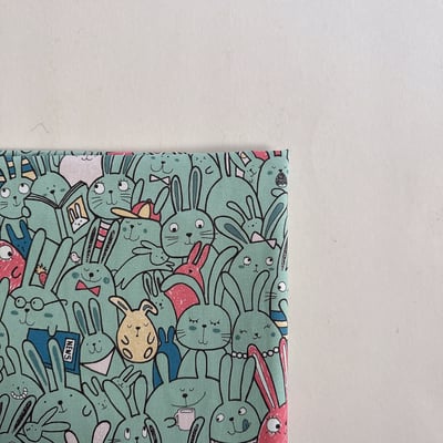 【 選布 】線條兔兔- 帆布材質 下單備註顏色（白底/綠底）2