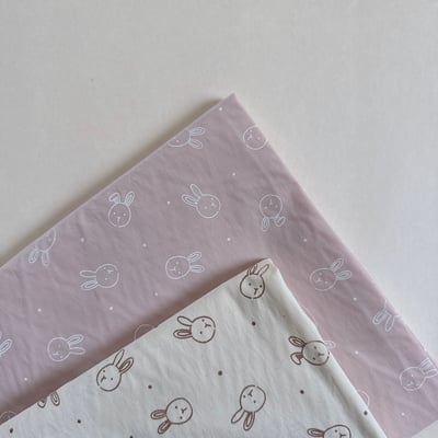 【 選布 】線條兔子 - 下單備註顏色（粉底/白底）1