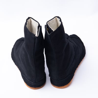 手工地下足袋：黑4