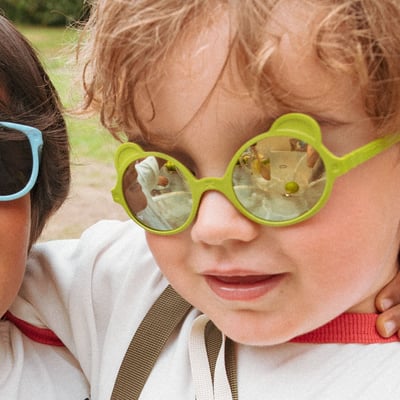 法國KiETLA OURSON萌貝熊幼兒太陽眼鏡（1-4Y｜橄欖綠）8